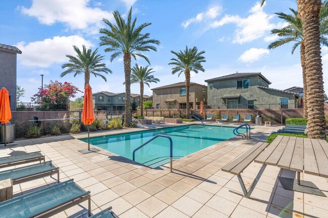 Building Photo - 1063 N 70th Way