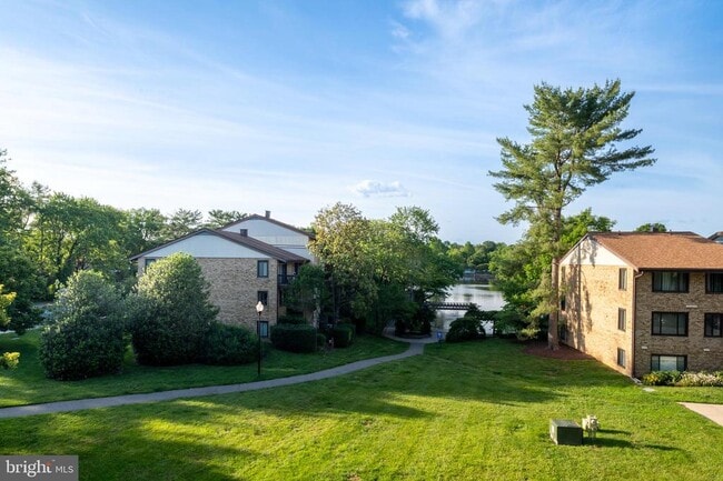 Building Photo - 10053 Windstream Dr