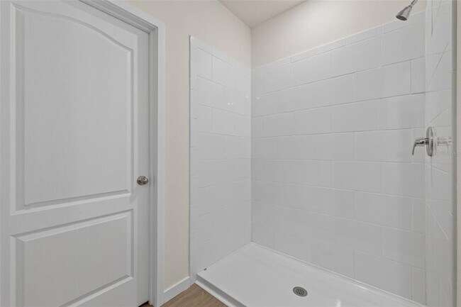 Building Photo - 2893 House Finch Rd