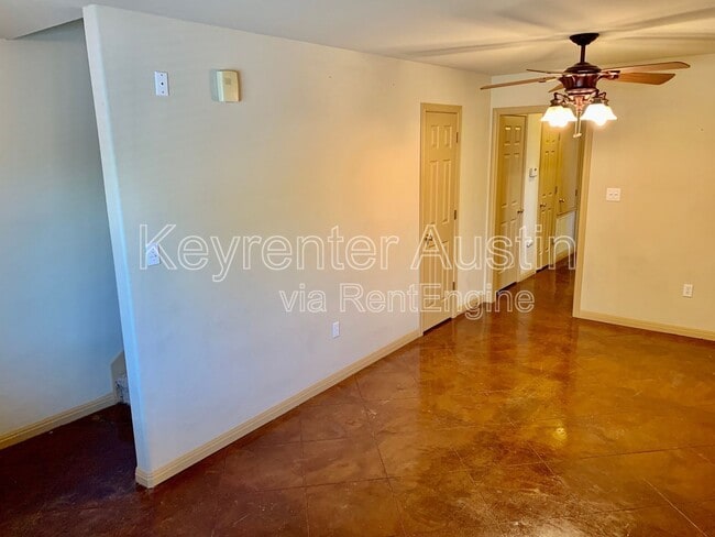 Building Photo - 1535 Parkfield Cir