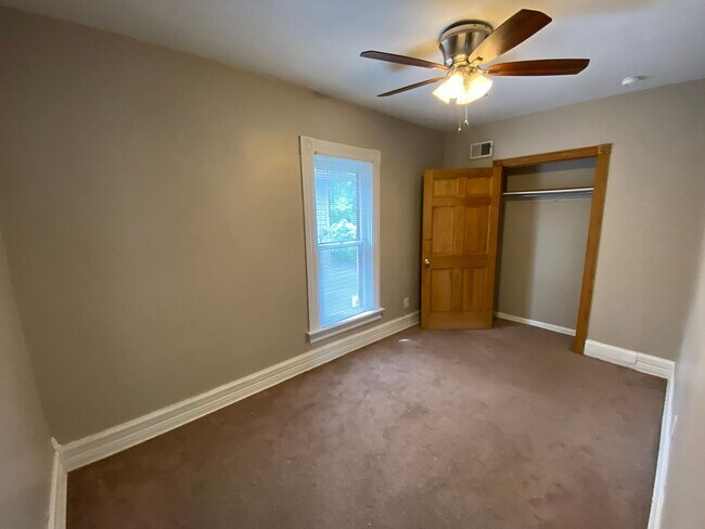 Building Photo - W Tompkins St 106-108 NPR