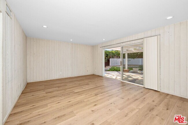 Building Photo - 4231 Orchardview Ct