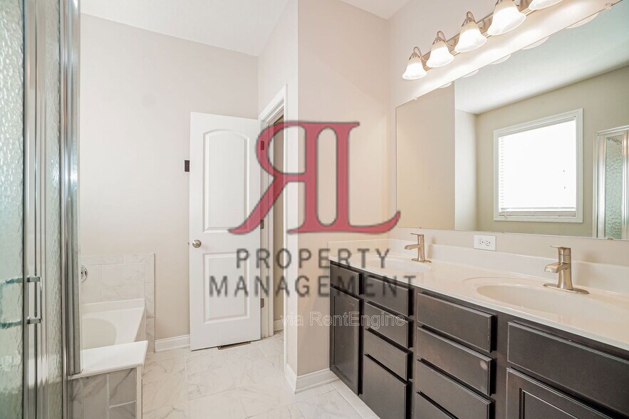 Building Photo - 567 Eagle Walk Rd