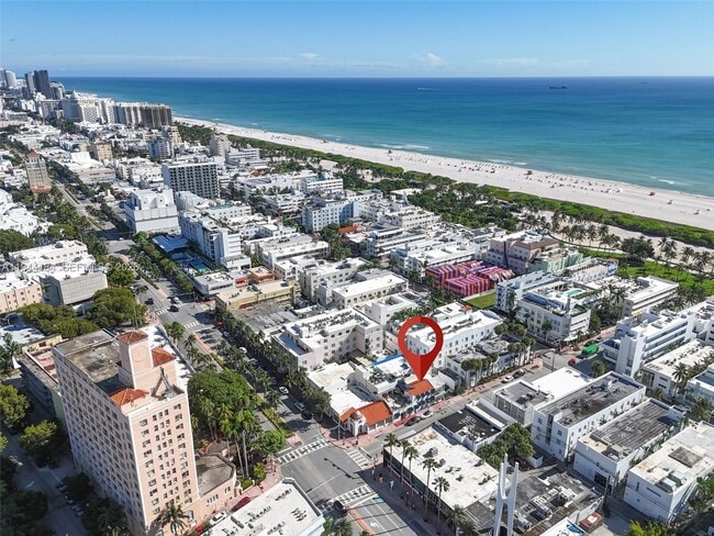 Building Photo - 229 8th St