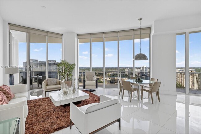 Building Photo - 4100 Island Blvd