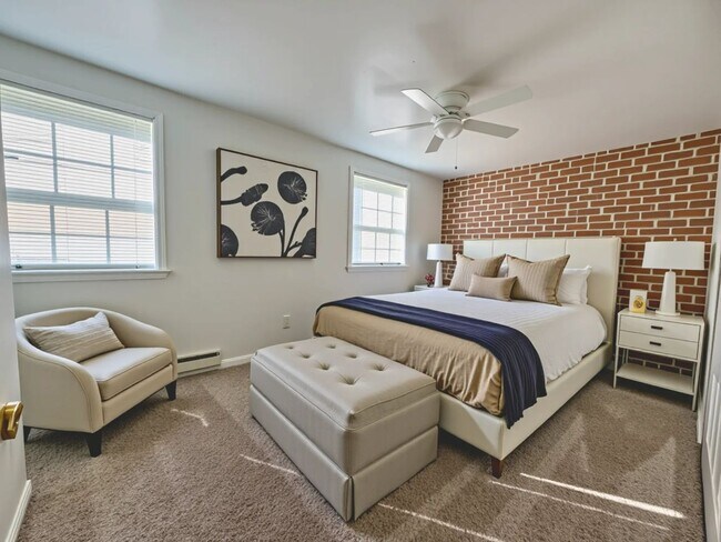 Building Photo - 2 Bedroom 1 Bathroom in Mount Joy!