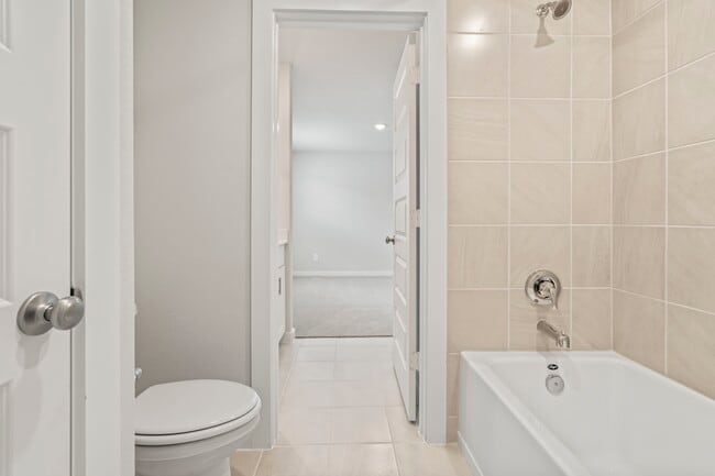 Building Photo - 6606 Lenwood Ln