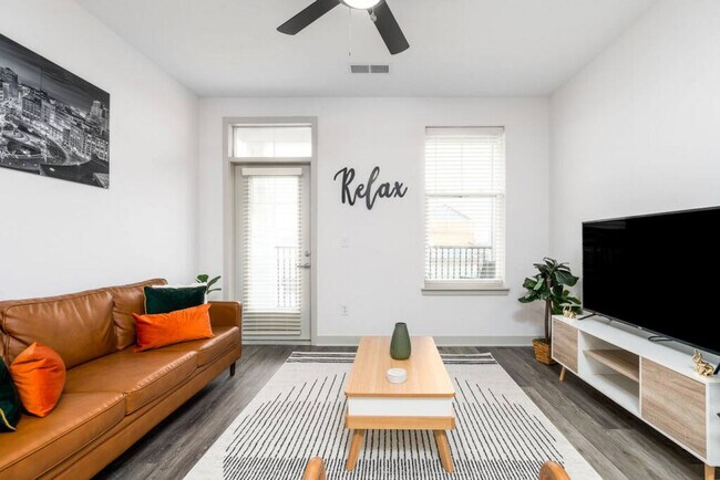 Building Photo - 5828 New Hope Blvd