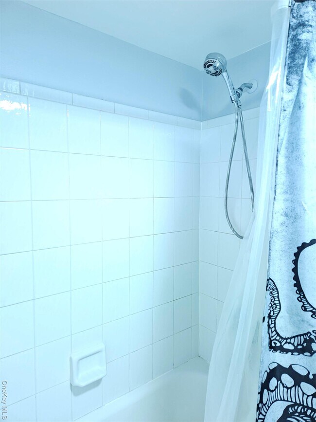 Building Photo - 36 Harrison Pl