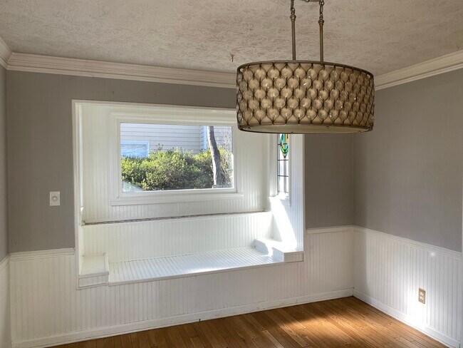 Building Photo - 3655 Liberty Ln