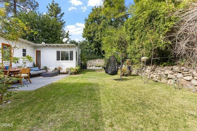 Building Photo - 3323 Reta St