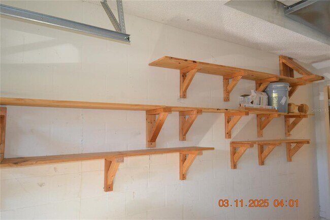 Building Photo - 204 Hemingway Dr