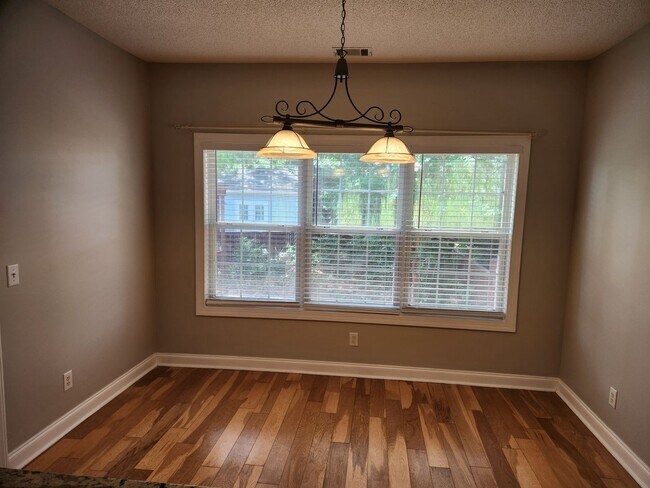 Building Photo - 205 N Hamptons Pl