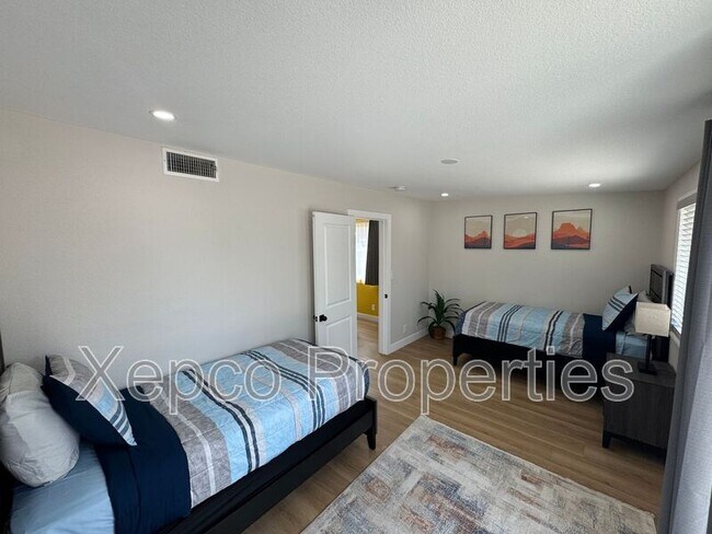 Building Photo - 66735 Buena Vista Ave