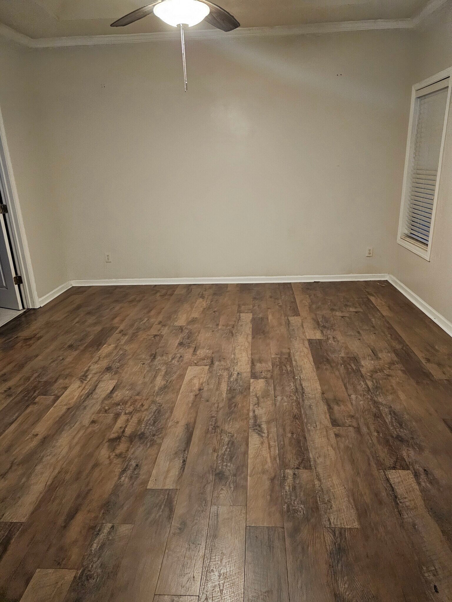 Master bedroom - 12222 Crestwood Ct