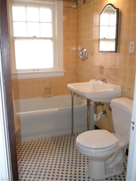 Building Photo - 3701 Palmerston Rd