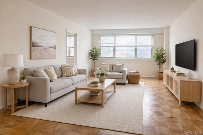 Building Photo - 30 Lake St