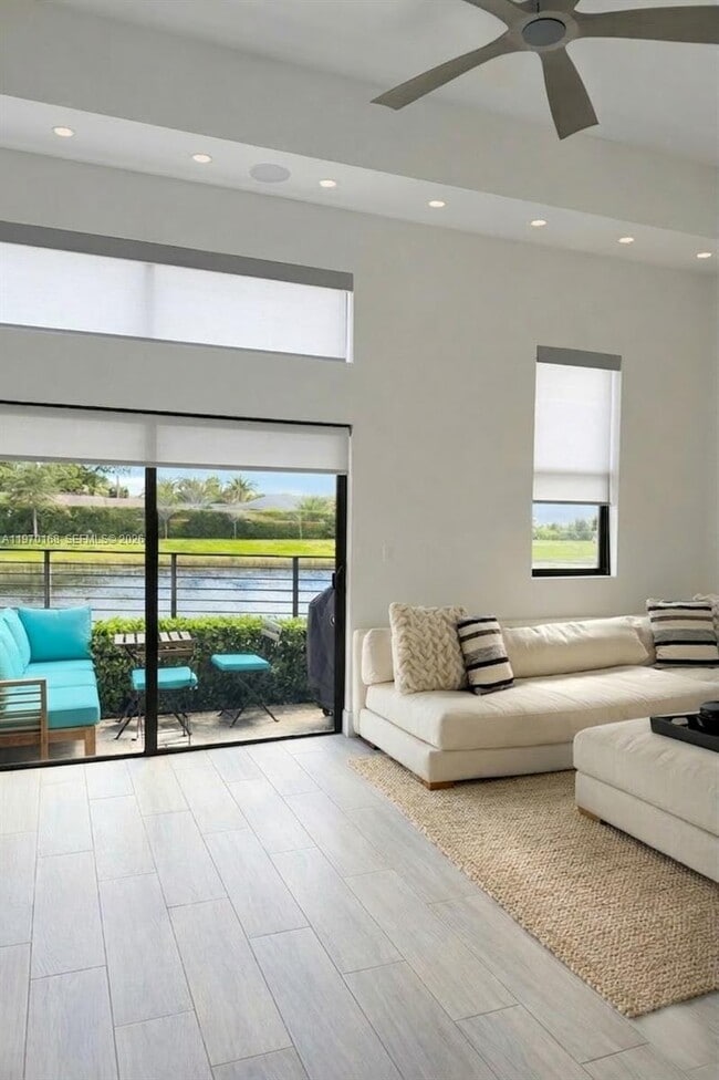 Building Photo - 4384 NW 8th Ct