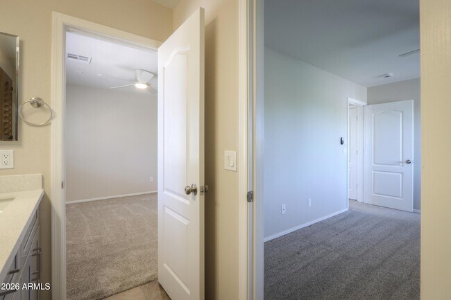 Building Photo - 39147 N Luke Ln