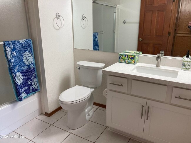 Building Photo - 314 E Campo Bello Dr