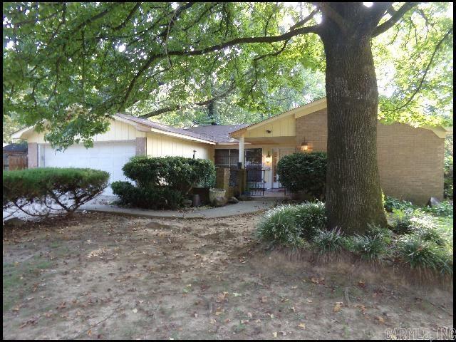 Building Photo - 5615 Carlyle Dr