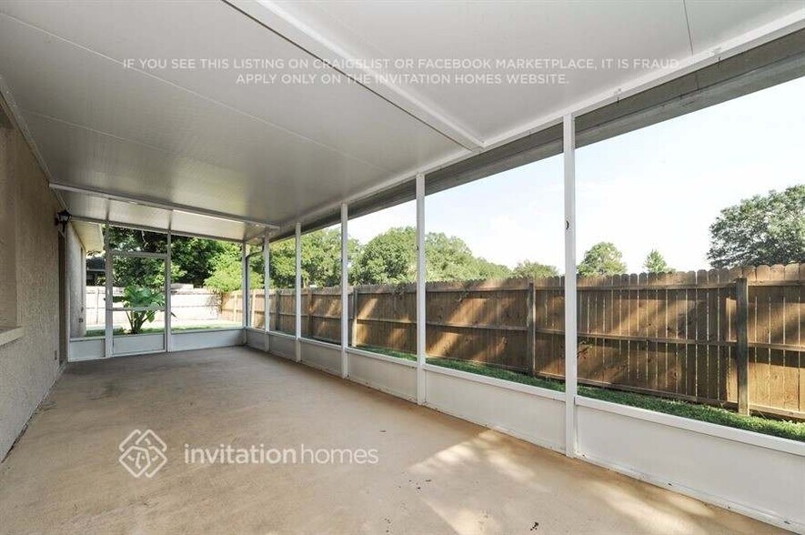 Building Photo - 22447 Kingsley Ln