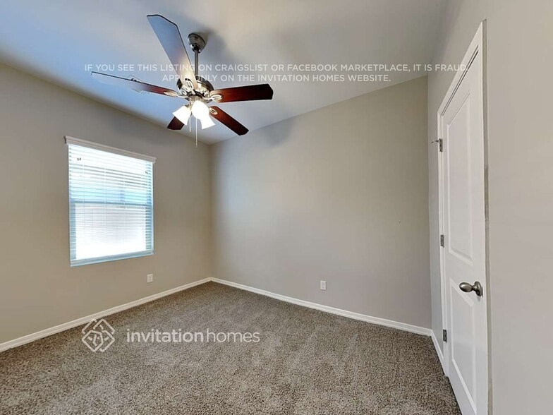 Building Photo - 395 W White Sands Dr