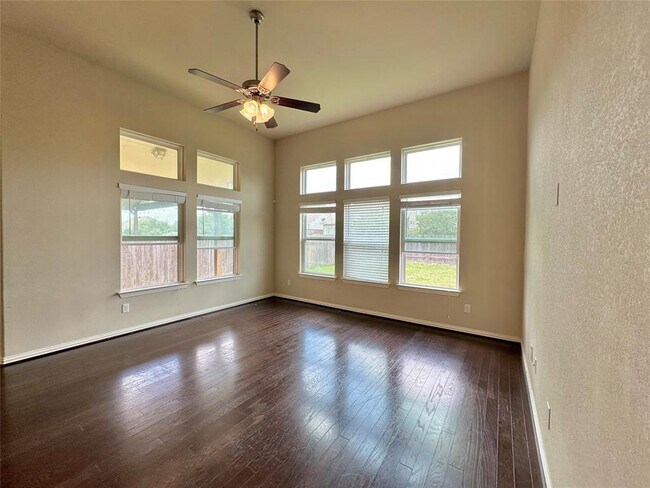 Building Photo - 8250 Arezzo Dr