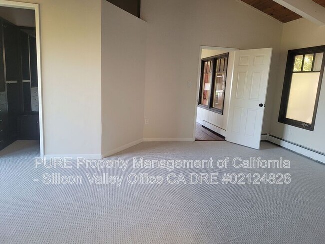 Building Photo - 24791 Northcrest Ln