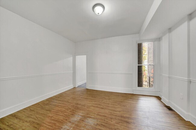 Building Photo - 3 Bed near Charles Village