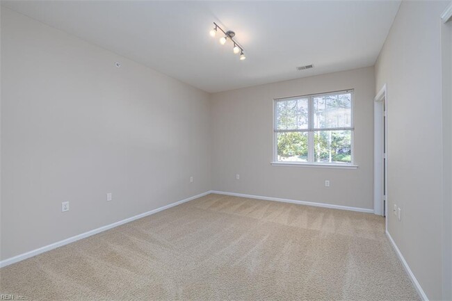 Building Photo - 5212 Nuthall Dr