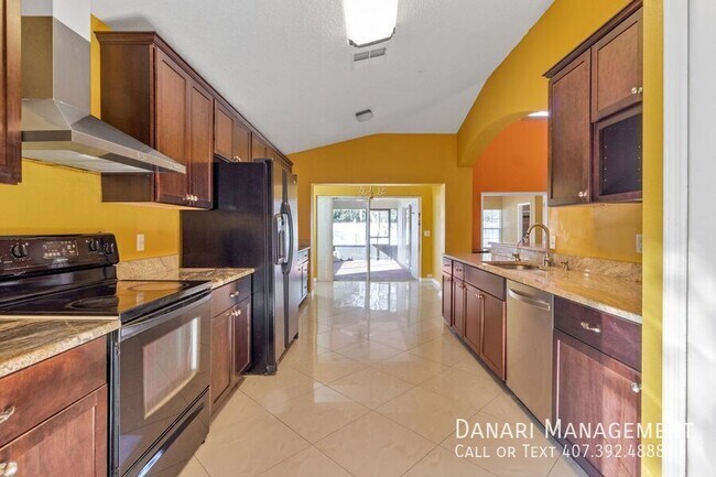 Building Photo - 5604 Florence Harbor Dr
