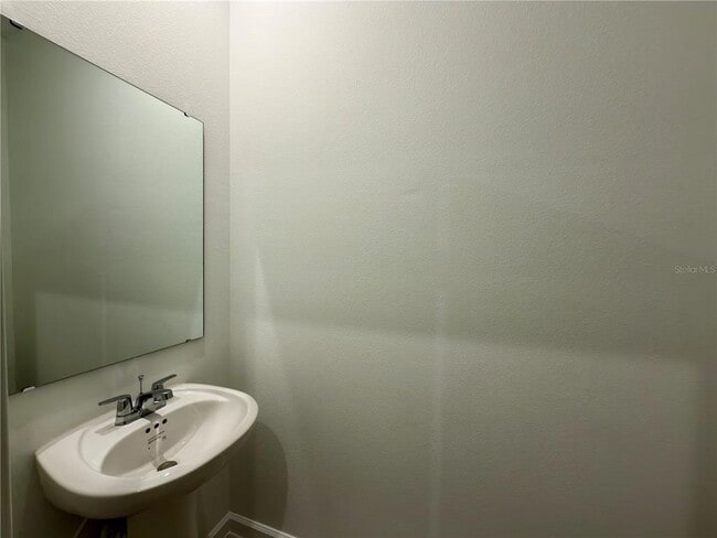 Building Photo - 10059 Gazebo Aly