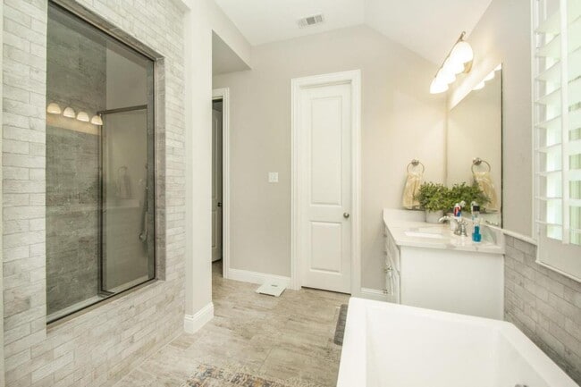 Building Photo - 1412 Via Toscana Ln