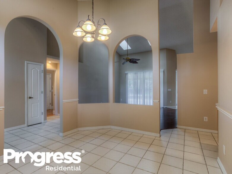 Building Photo - 618 Waterscape Way