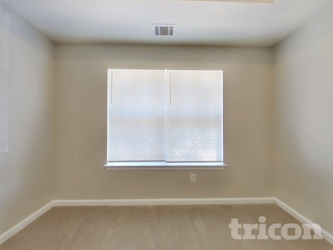 Building Photo - 3893 Drifting Quill