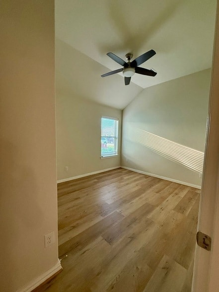 Building Photo - 3834 W Vicksburg Estates Dr