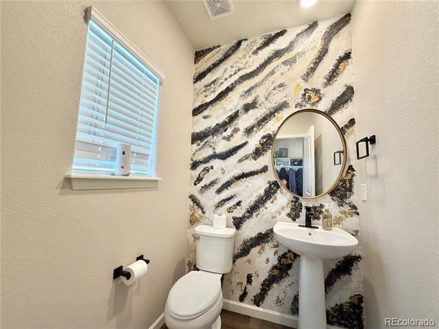 Building Photo - 8940 Uravan St