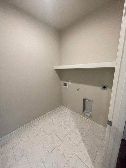 Building Photo - 2829 Peony Dr