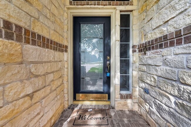 Building Photo - 12747 Silver Rod Ln