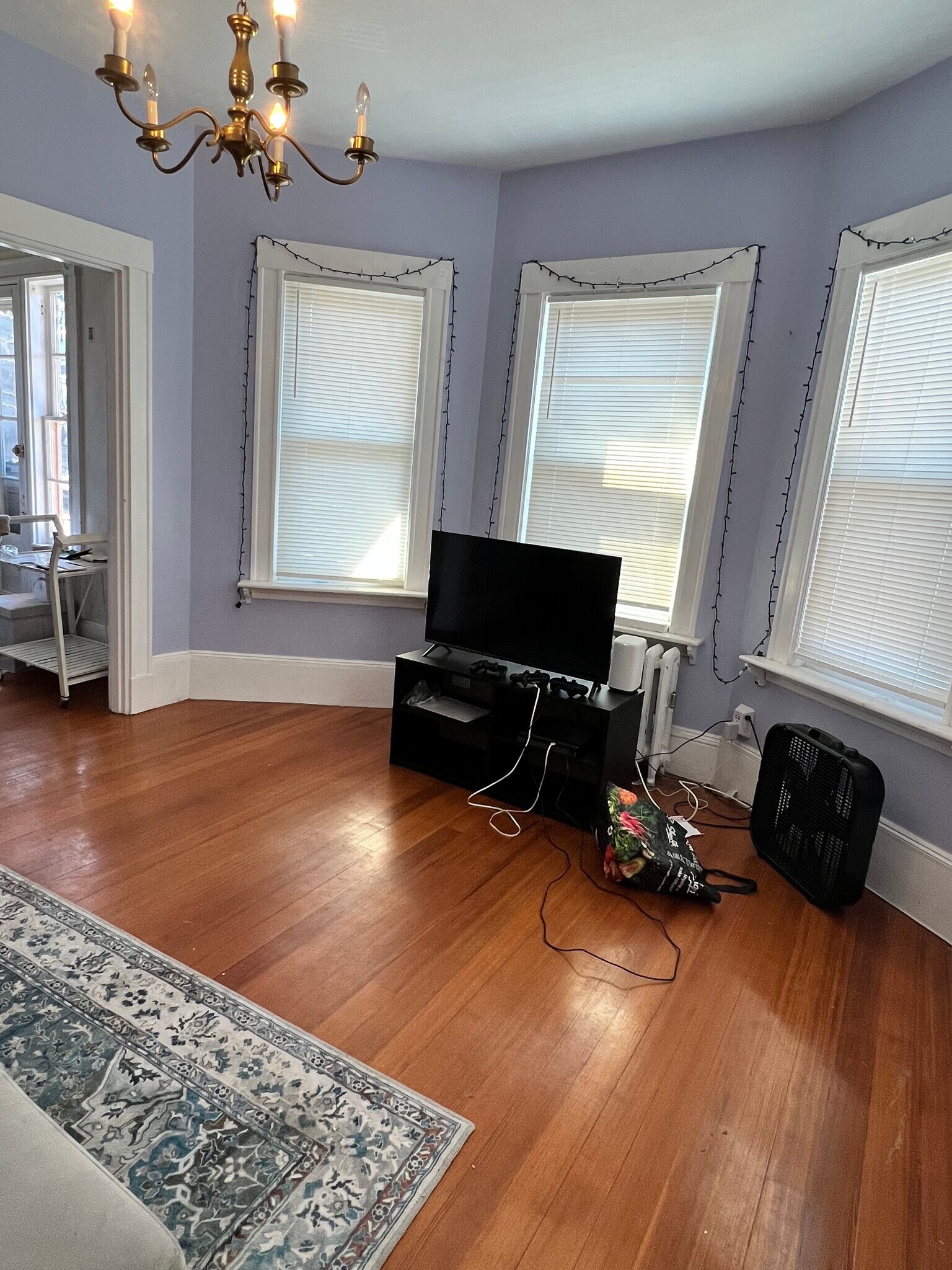 Building Photo - 95 Belmont St