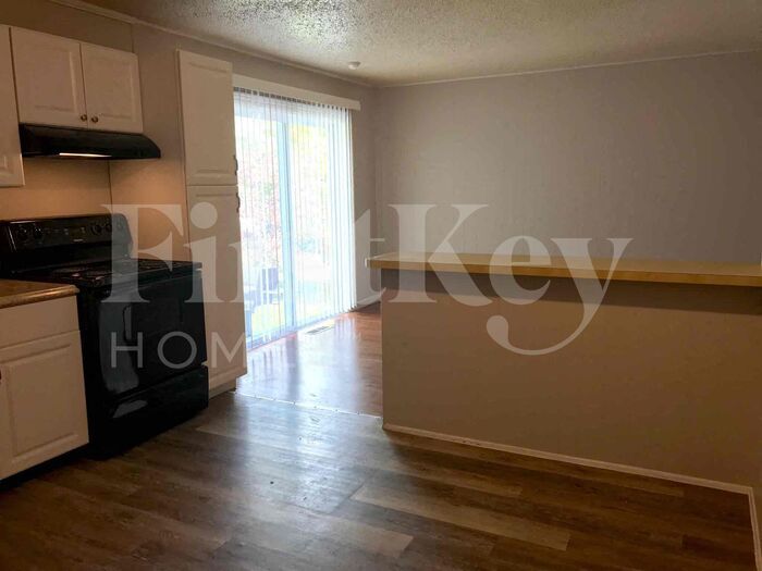 Building Photo - 6863 Foxbend Ct