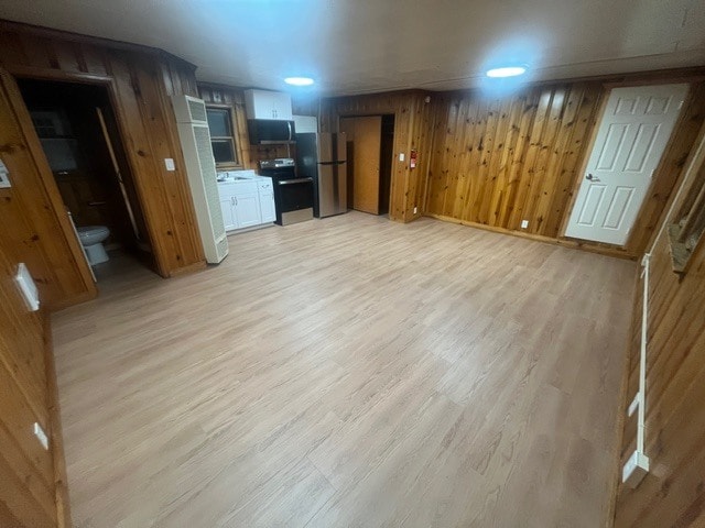 Building Photo - 1005 W Spruce St