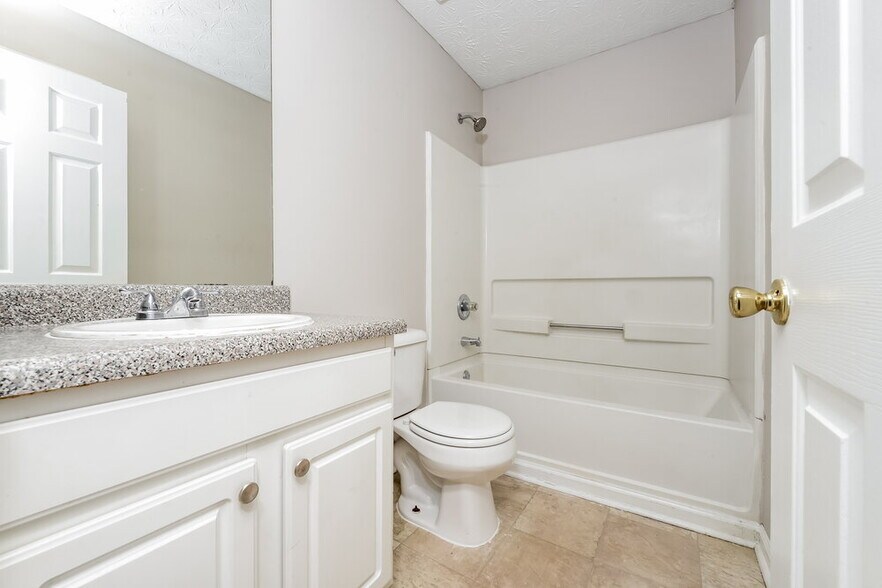 Building Photo - 1110 Ivey Ln