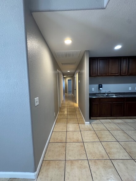 Building Photo - 1388 Hassell Ave