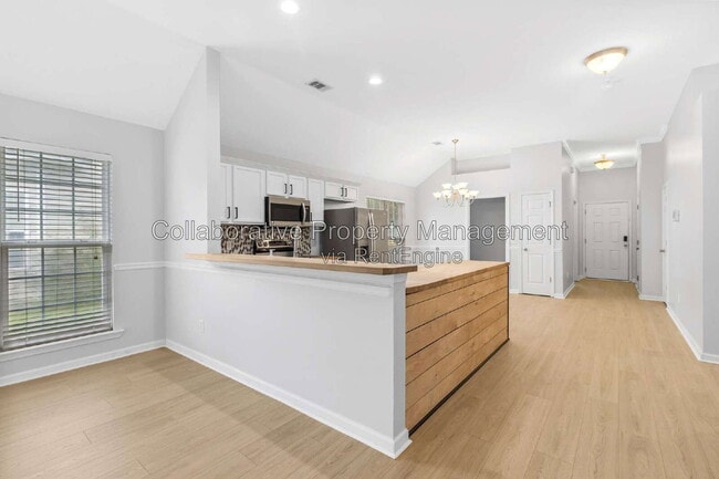 Building Photo - 80 Peregrine Cir