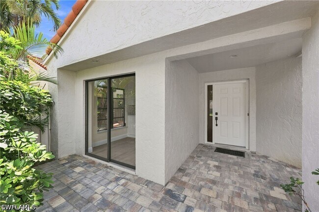 Building Photo - 857 Reef Point Cir