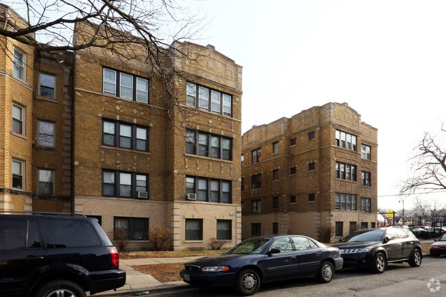 Building Photo - 4815 N Springfield