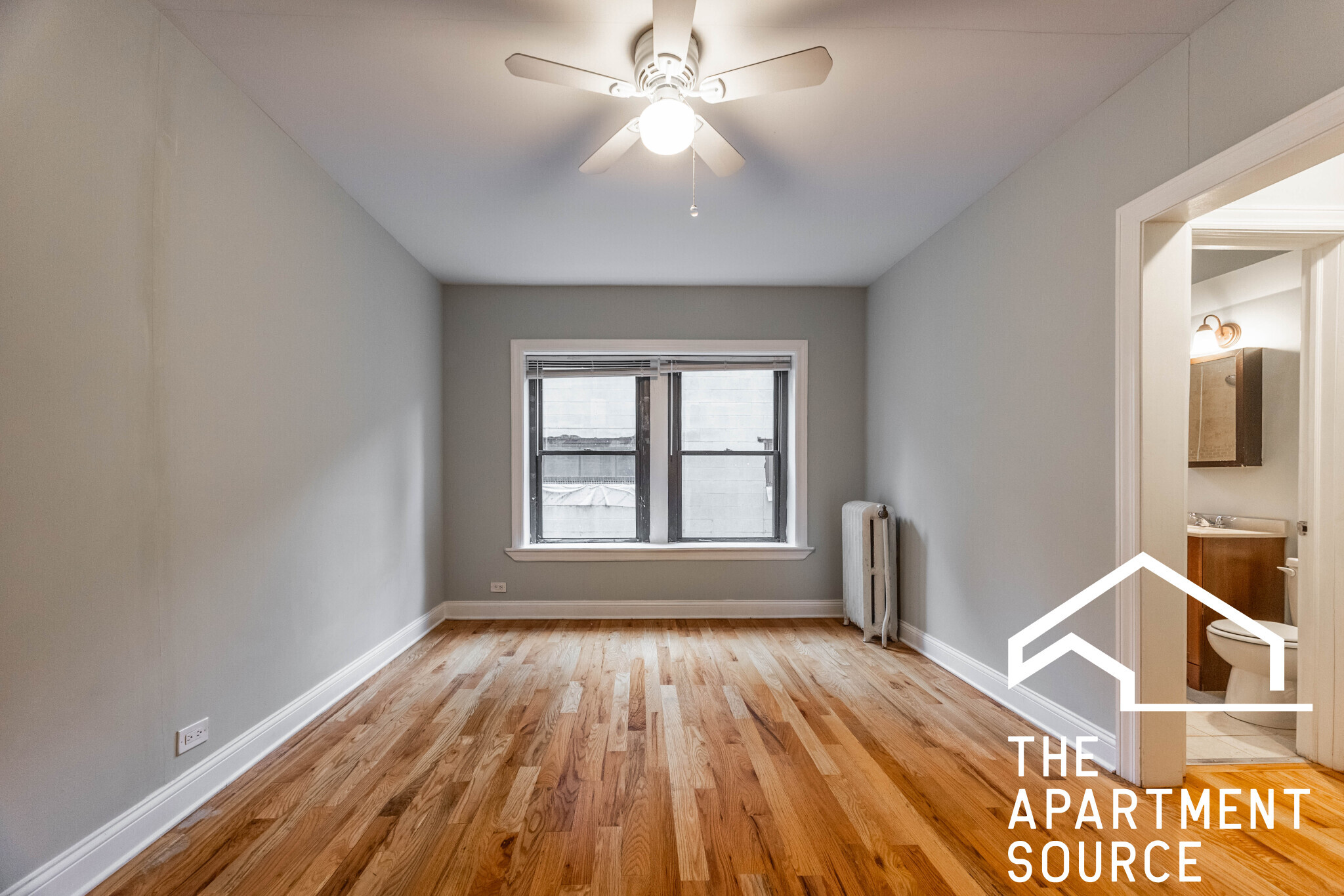 Building Photo - 1154 N Dearborn St