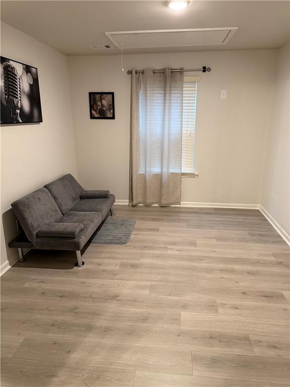 Building Photo - 2957 Cottage Ln